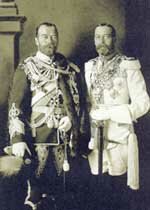 Двоюродные братья: император Николай II (слева) и английский король Георг V, 1913 г.